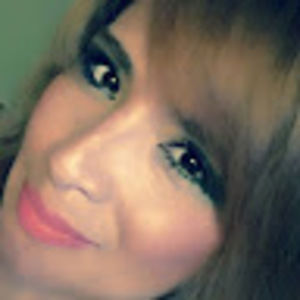 Meet your Posher, Iris